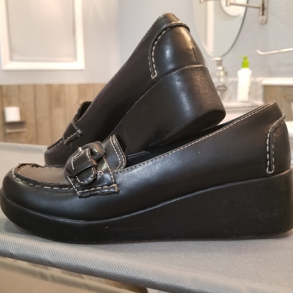 Xhiliration wedges